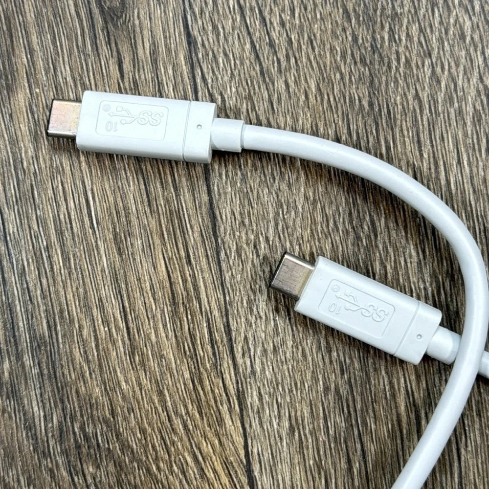 USB C to USB C Cable